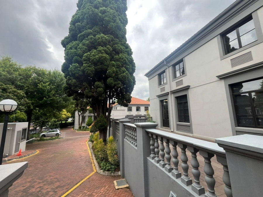 To Let commercial Property for Rent in Wierda Valley Gauteng