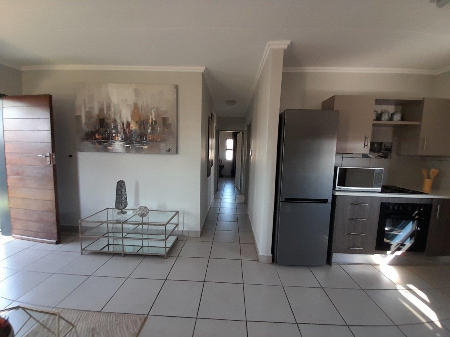 4 Bedroom Property for Sale in Protea Glen Gauteng