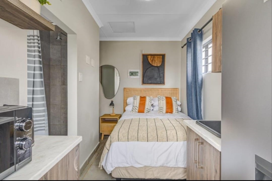 4 Bedroom Property for Sale in Protea Glen Gauteng