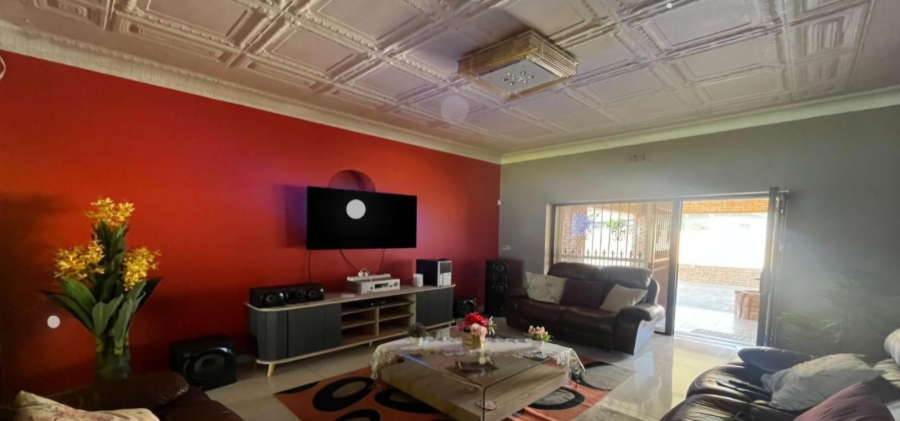 4 Bedroom Property for Sale in Selection Park Gauteng