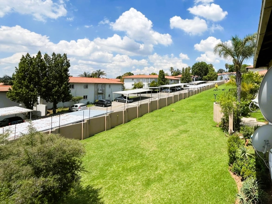 3 Bedroom Property for Sale in Radiokop Gauteng