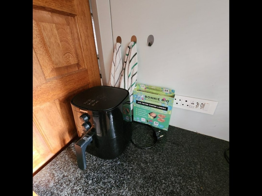 To Let 1 Bedroom Property for Rent in Waverley Gauteng