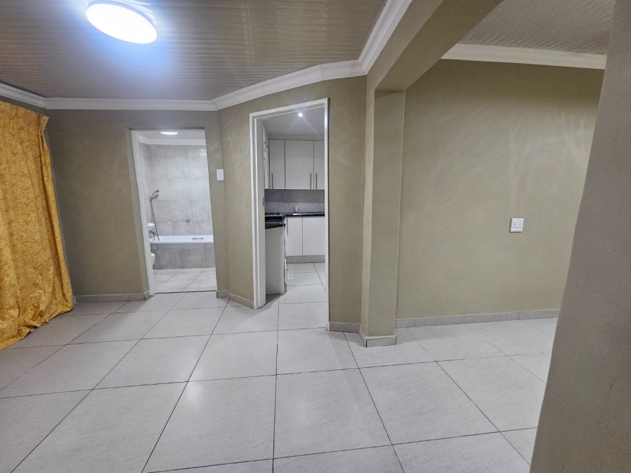3 Bedroom Property for Sale in Etwatwa Gauteng