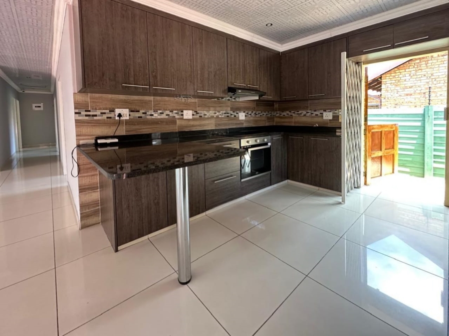 4 Bedroom Property for Sale in Highveld Gauteng