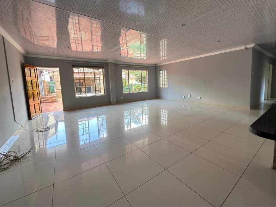 4 Bedroom Property for Sale in Highveld Gauteng