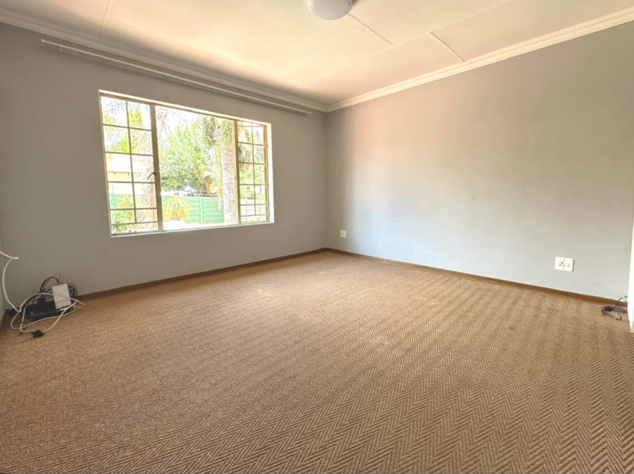 4 Bedroom Property for Sale in Highveld Gauteng