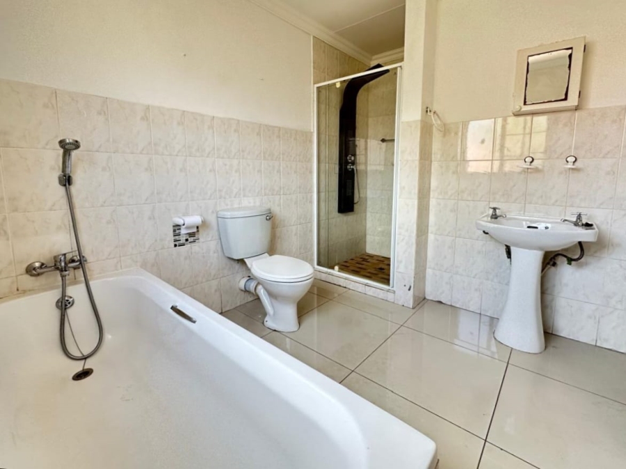 4 Bedroom Property for Sale in Highveld Gauteng