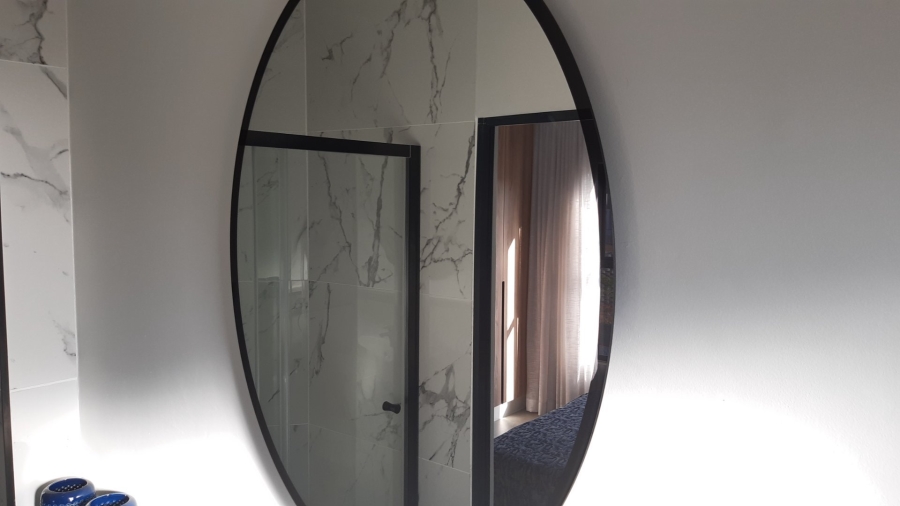 To Let 2 Bedroom Property for Rent in Waterfall Gauteng