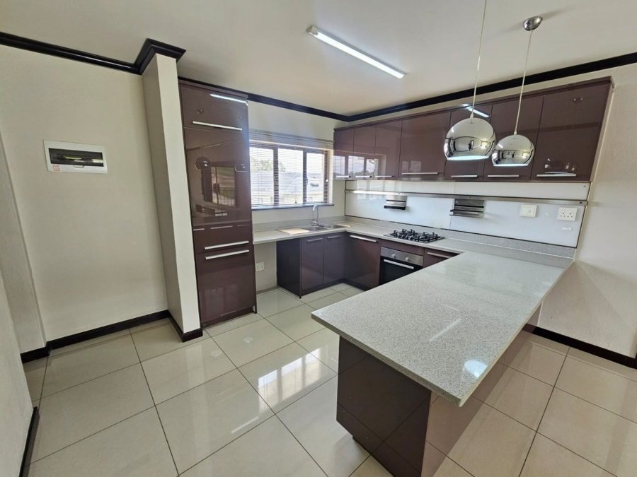 To Let 2 Bedroom Property for Rent in Carlswald Gauteng