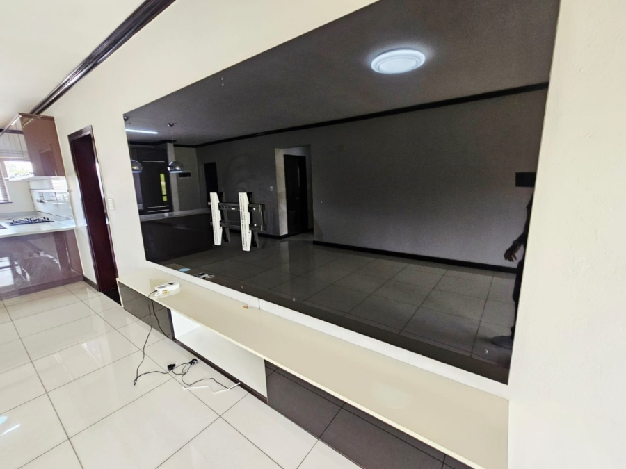 To Let 2 Bedroom Property for Rent in Carlswald Gauteng