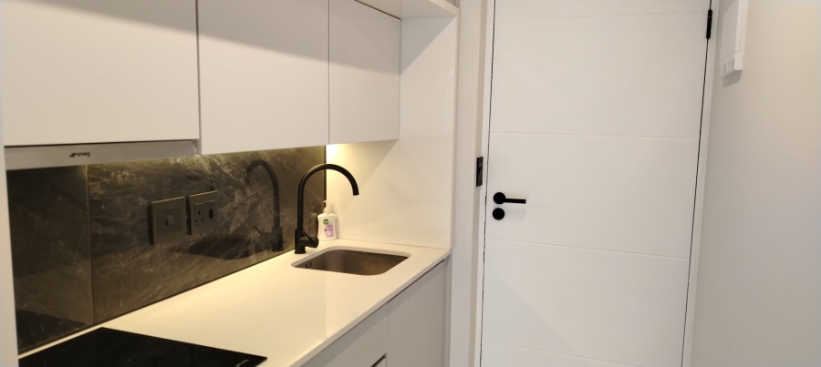 To Let 1 Bedroom Property for Rent in Waterfall Gauteng