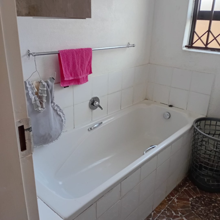 To Let 3 Bedroom Property for Rent in Mindalore Gauteng