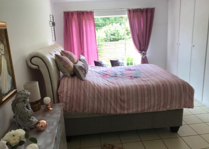 To Let 3 Bedroom Property for Rent in Weltevreden Park Gauteng