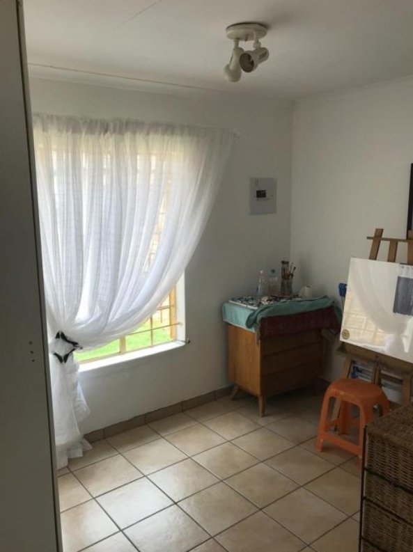 To Let 3 Bedroom Property for Rent in Weltevreden Park Gauteng