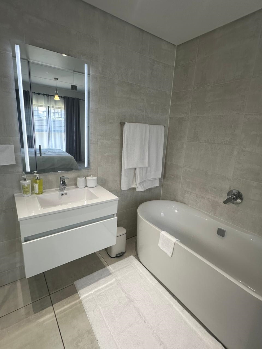 To Let 3 Bedroom Property for Rent in The Polofields Gauteng