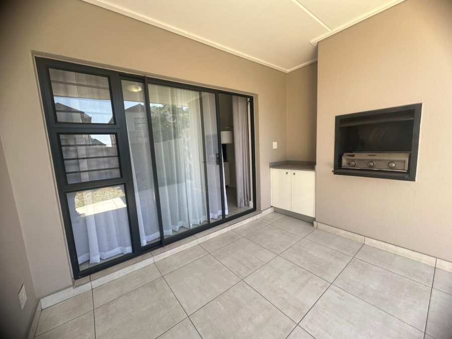 To Let 3 Bedroom Property for Rent in The Polofields Gauteng