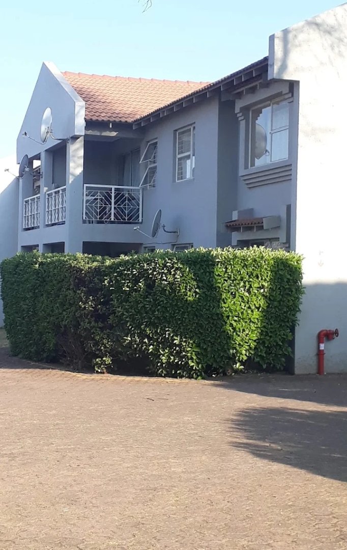 To Let 2 Bedroom Property for Rent in Fairland Gauteng