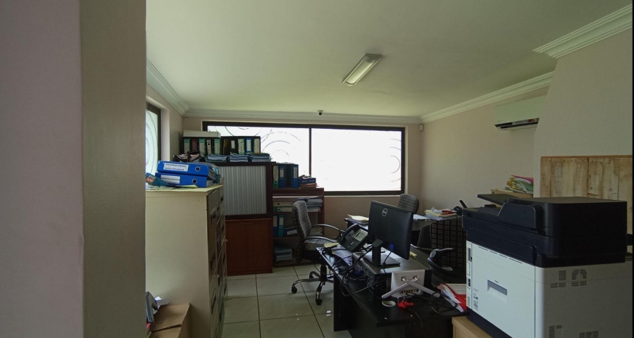 5 Bedroom Property for Sale in Rooihuiskraal North Gauteng