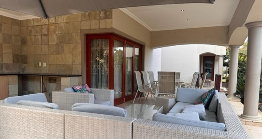 6 Bedroom Property for Sale in Blue Valley Golf Estate Gauteng