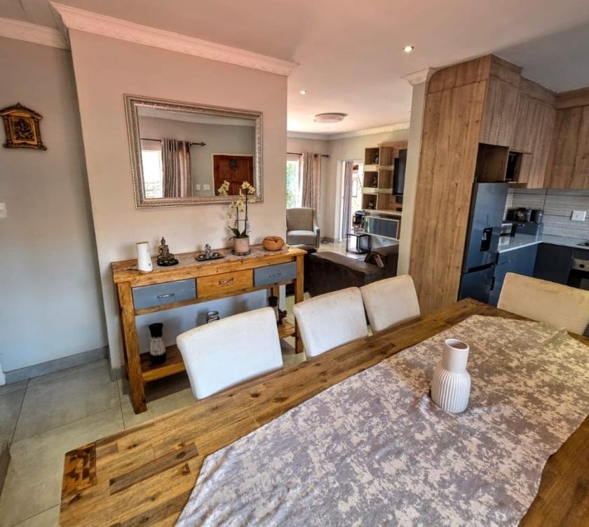 3 Bedroom Property for Sale in Eldoraigne Gauteng