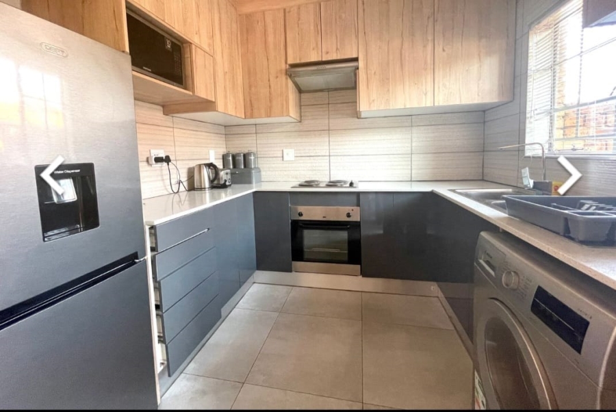 3 Bedroom Property for Sale in Eldoraigne Gauteng