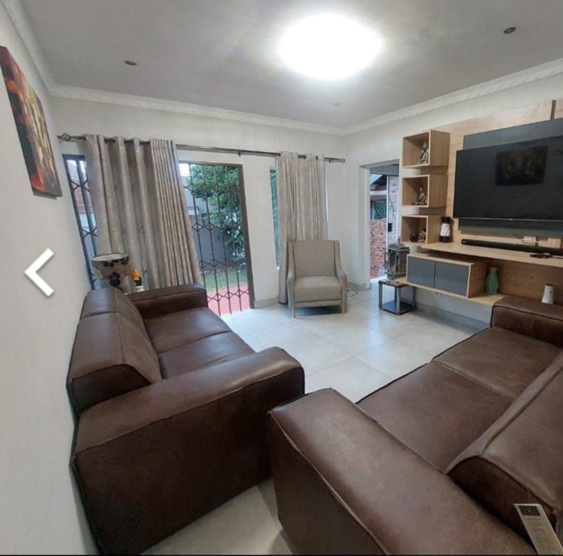 3 Bedroom Property for Sale in Eldoraigne Gauteng