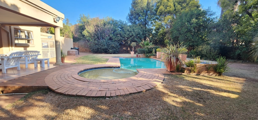 To Let 4 Bedroom Property for Rent in Eldoraigne Gauteng