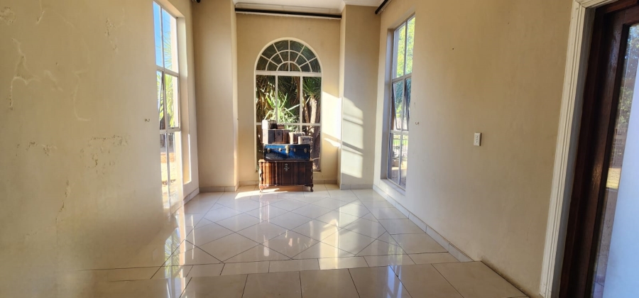 To Let 4 Bedroom Property for Rent in Eldoraigne Gauteng