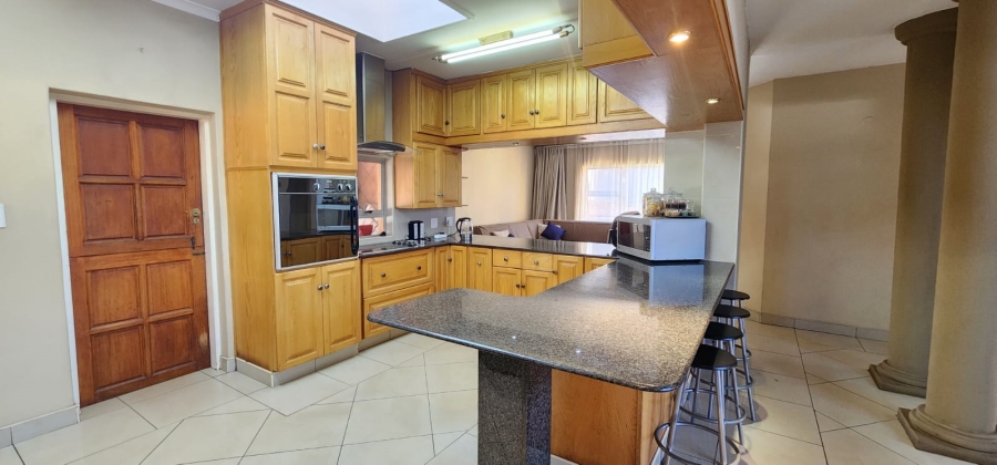 To Let 4 Bedroom Property for Rent in Eldoraigne Gauteng
