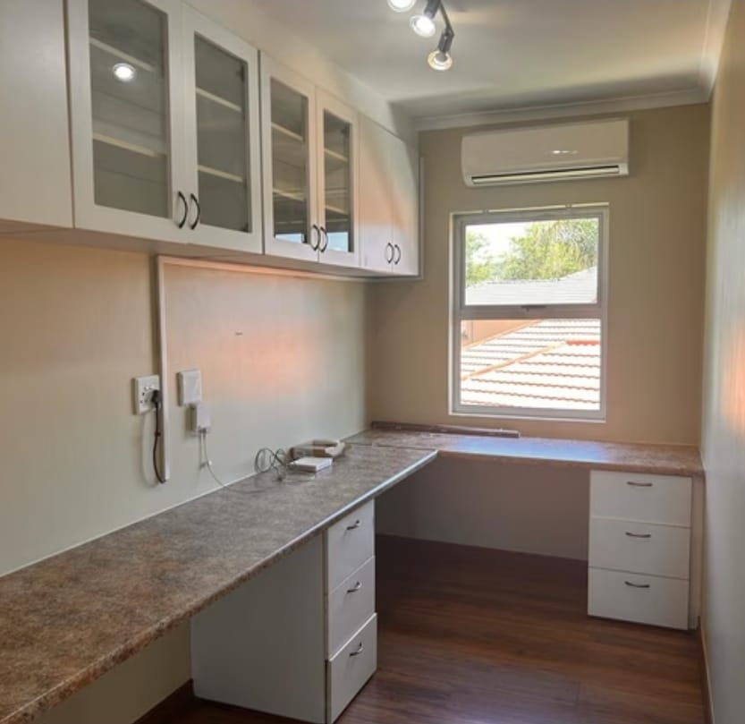 To Let 4 Bedroom Property for Rent in Eldoraigne Gauteng