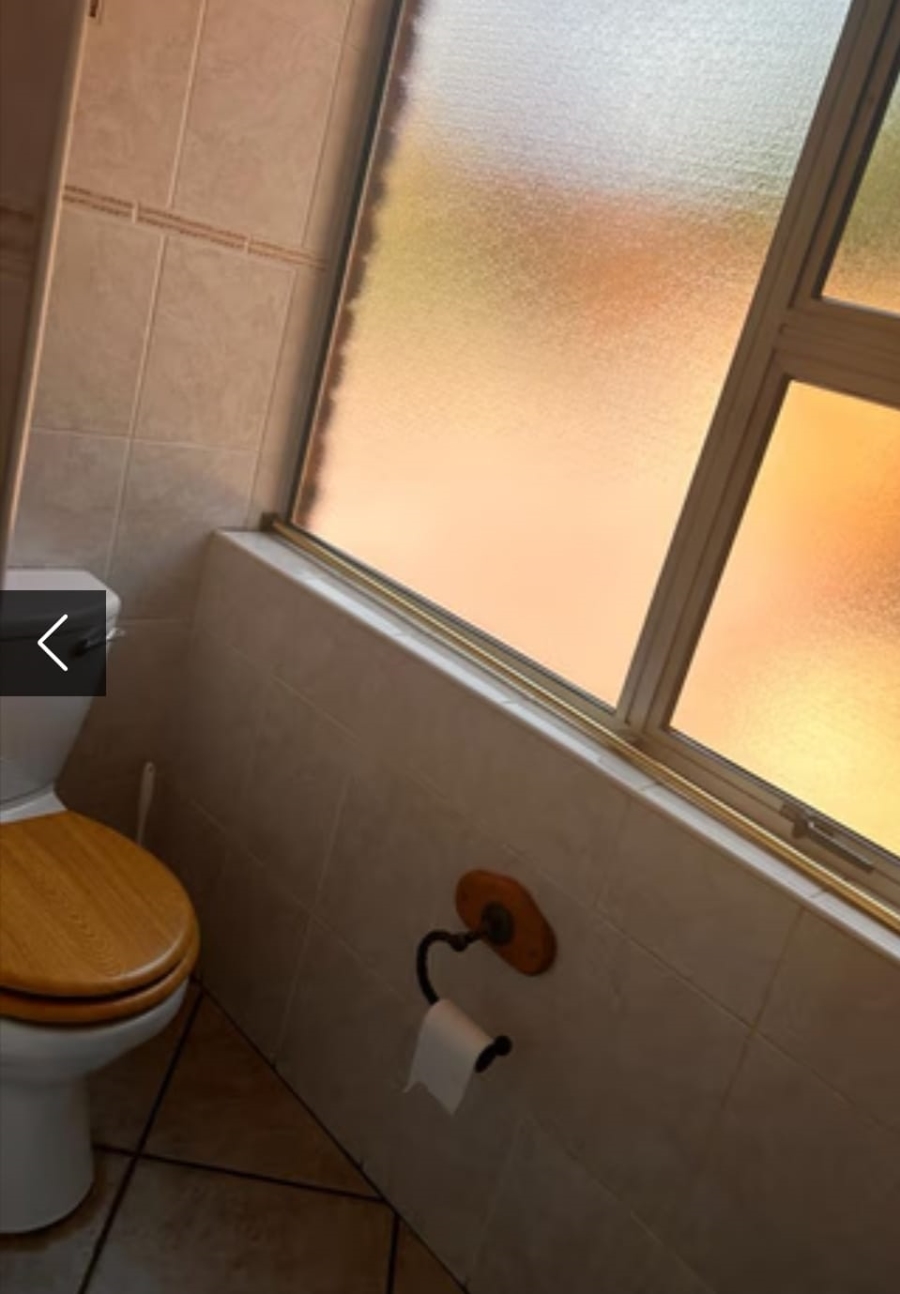 To Let 4 Bedroom Property for Rent in Eldoraigne Gauteng