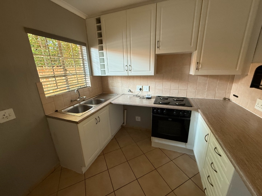 2 Bedroom Property for Sale in Highveld Gauteng