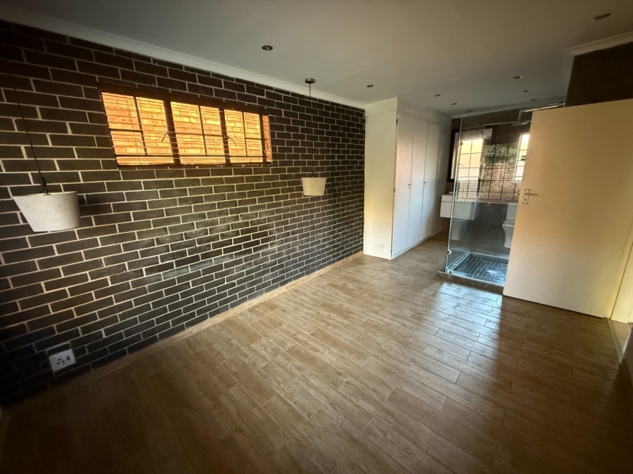 2 Bedroom Property for Sale in Highveld Gauteng