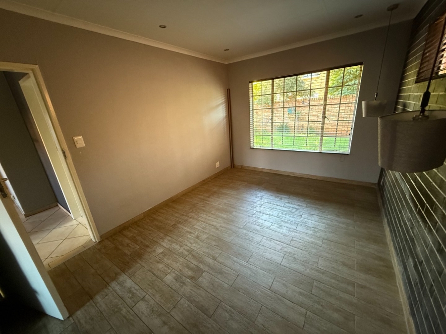 2 Bedroom Property for Sale in Highveld Gauteng