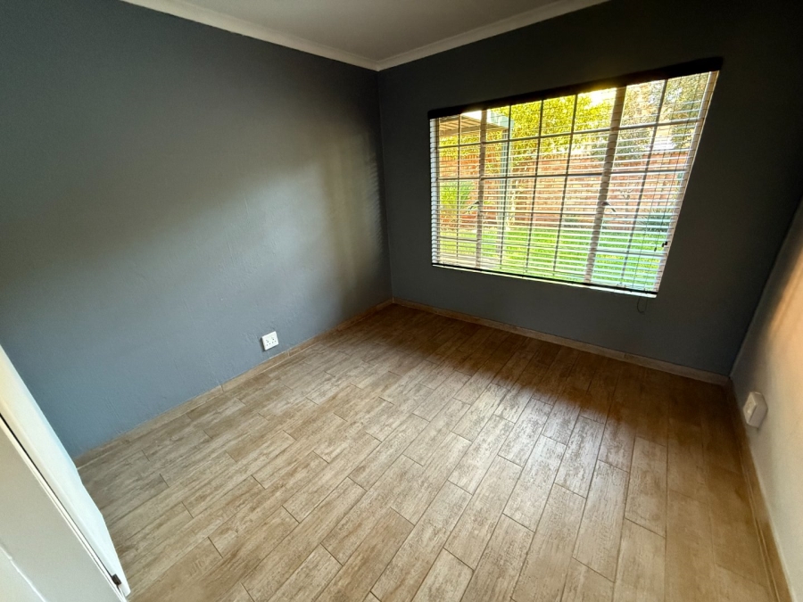 2 Bedroom Property for Sale in Highveld Gauteng