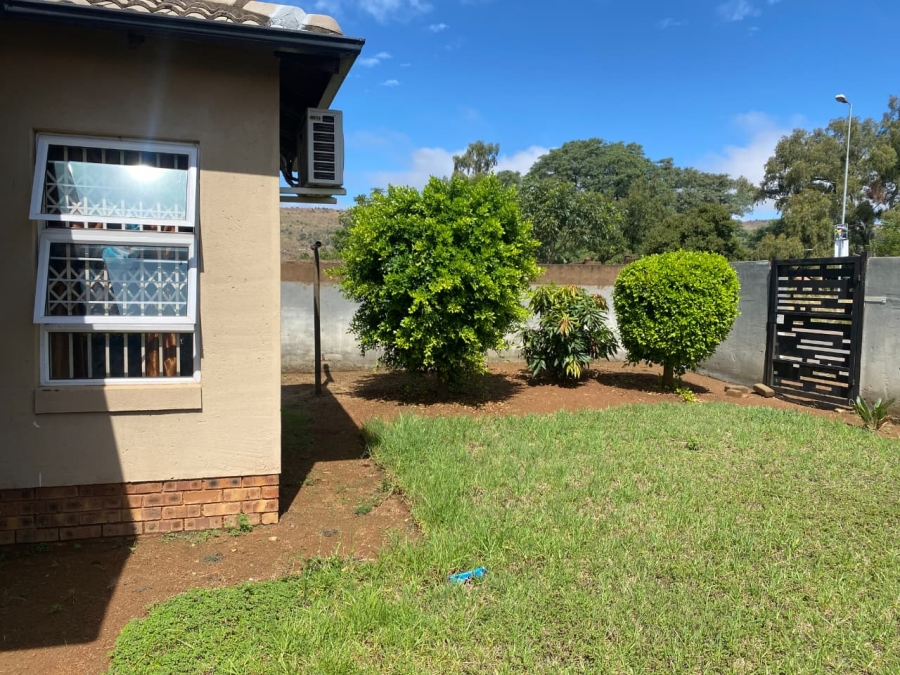 To Let 3 Bedroom Property for Rent in Kirkney Gauteng