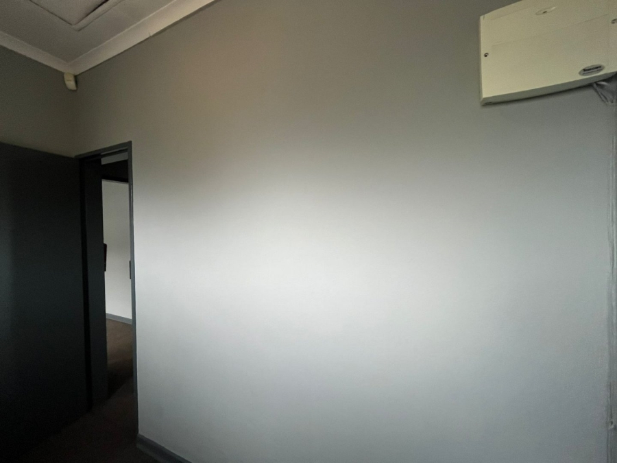 To Let Commercial Property for Rent in Hatfield Gauteng