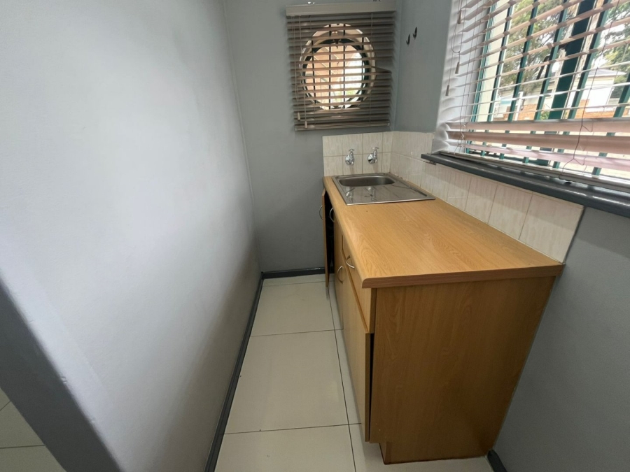 To Let Commercial Property for Rent in Hatfield Gauteng