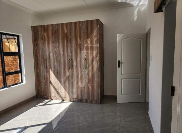 To Let 2 Bedroom Property for Rent in Witfield Gauteng