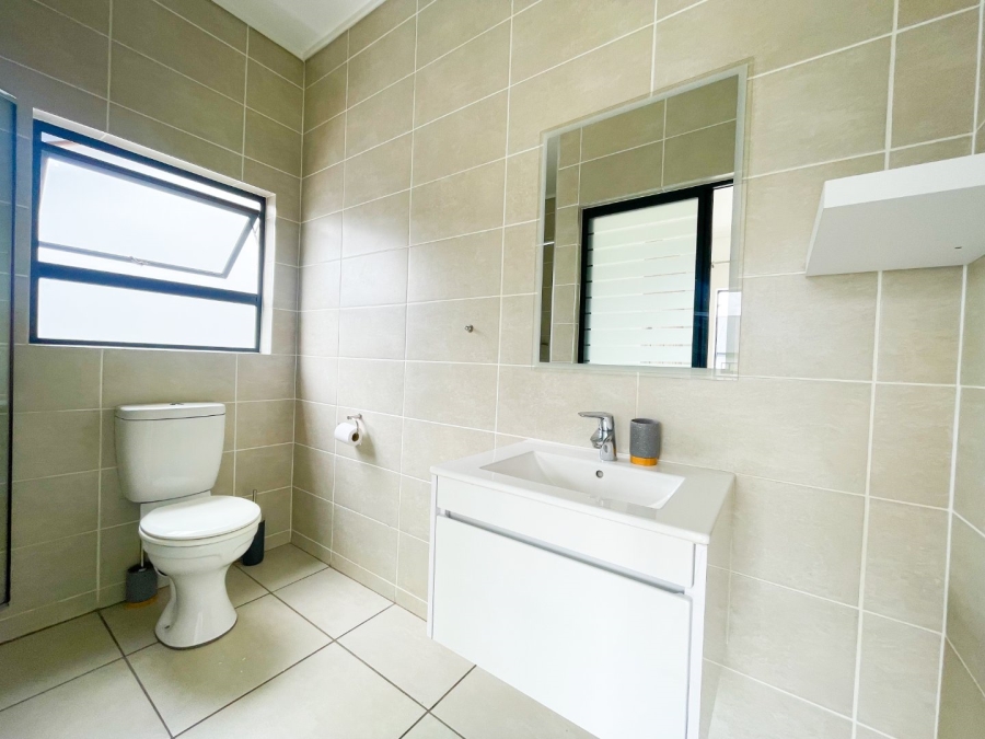 To Let 2 Bedroom Property for Rent in Linbro Park Gauteng