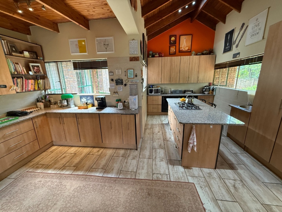 3 Bedroom Property for Sale in Eldoraigne Gauteng