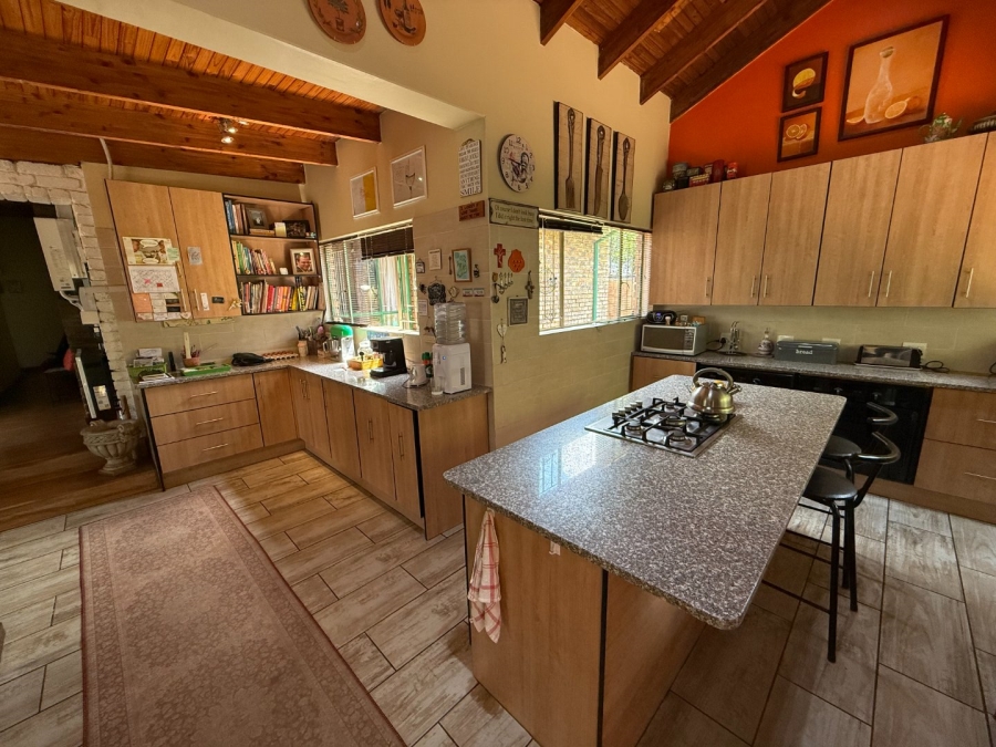 3 Bedroom Property for Sale in Eldoraigne Gauteng