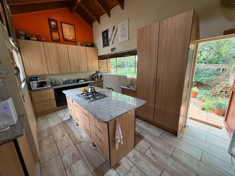 3 Bedroom Property for Sale in Eldoraigne Gauteng