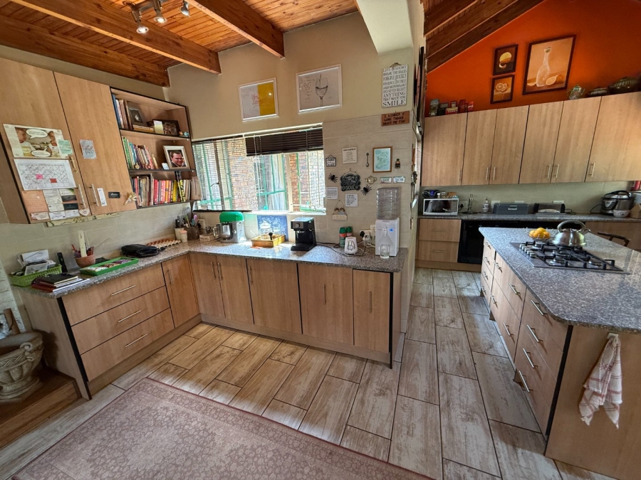 3 Bedroom Property for Sale in Eldoraigne Gauteng