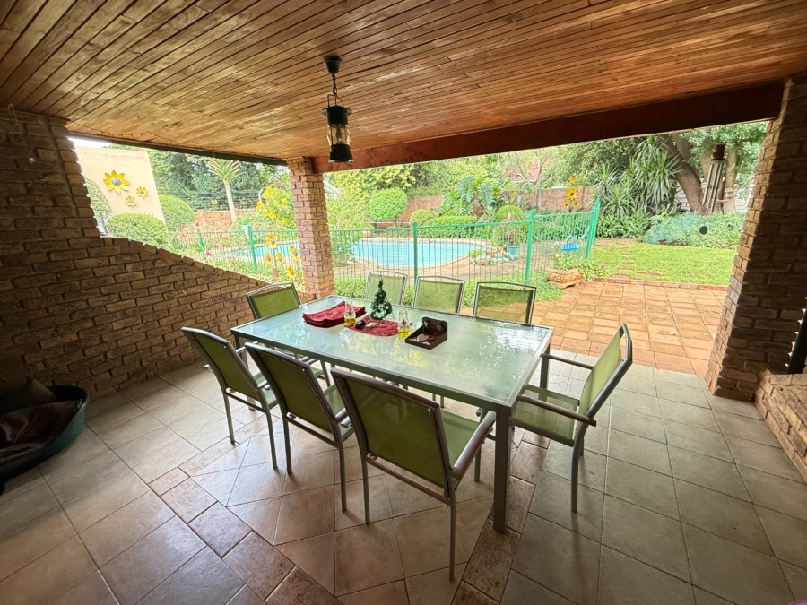 3 Bedroom Property for Sale in Eldoraigne Gauteng