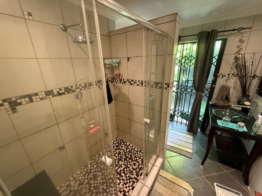 3 Bedroom Property for Sale in Eldoraigne Gauteng