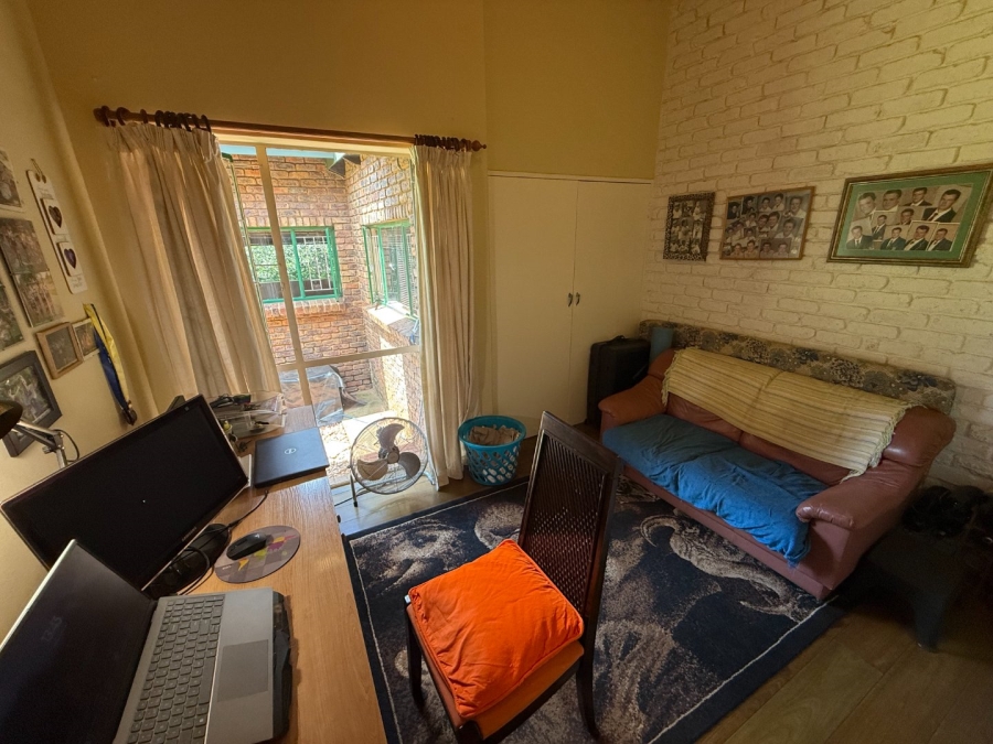 3 Bedroom Property for Sale in Eldoraigne Gauteng