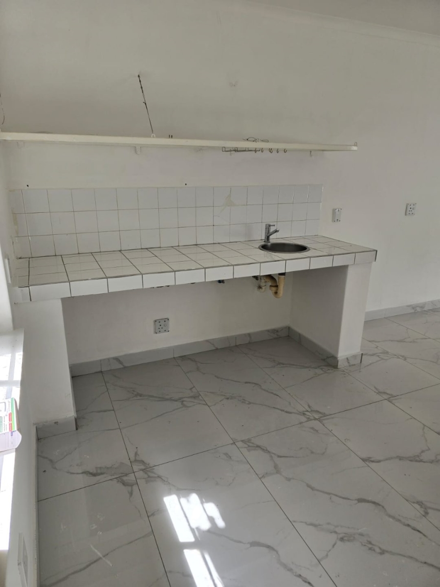 To Let 1 Bedroom Property for Rent in Edenvale Central Gauteng