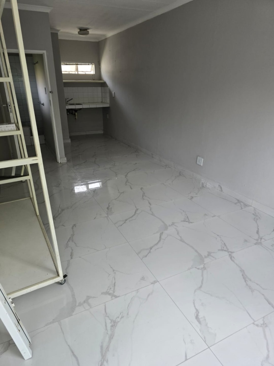 To Let 1 Bedroom Property for Rent in Eden Glen Gauteng