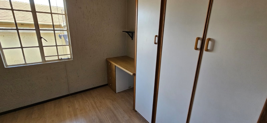 3 Bedroom Property for Sale in Bartlett Gauteng